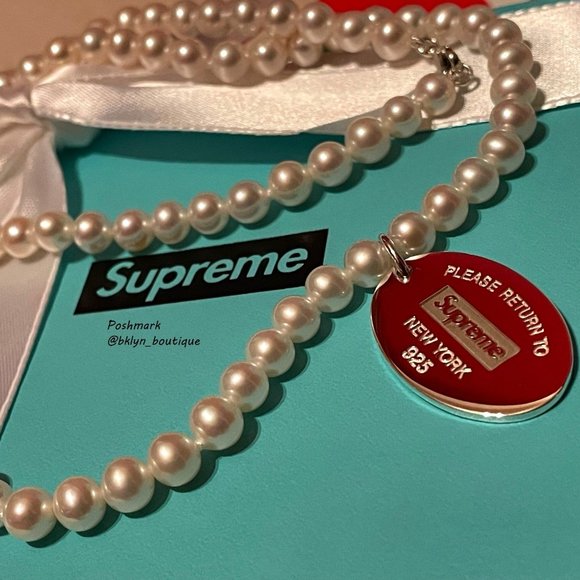 Supreme Jewelry - New SUPREME x TIFFANY & CO. Return to Tiffany Tag Pearl Unisex Necklace
